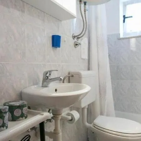 Anita Gru - One-bedroom With Balcony